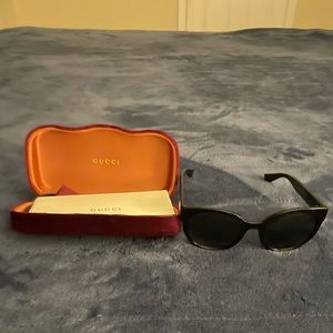 Women’s Gucci Sunglasses